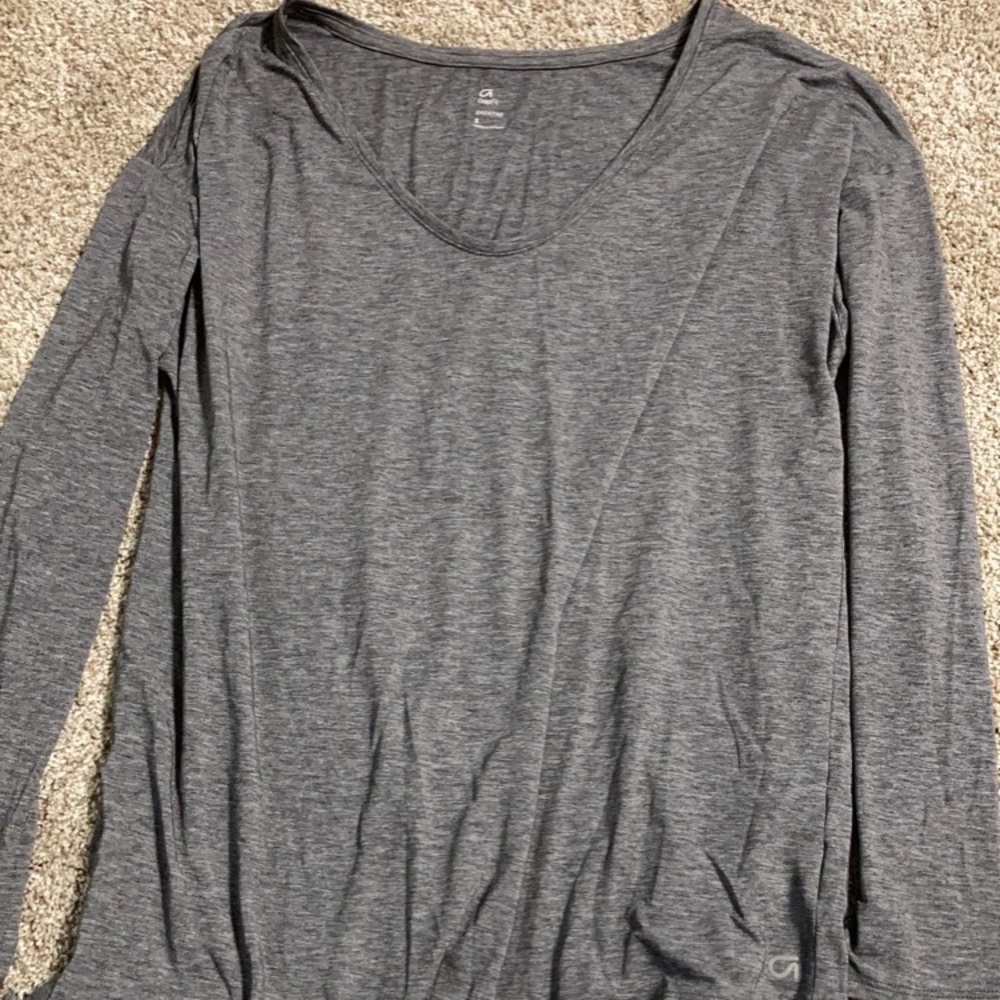 GapFit long sleeve shirt